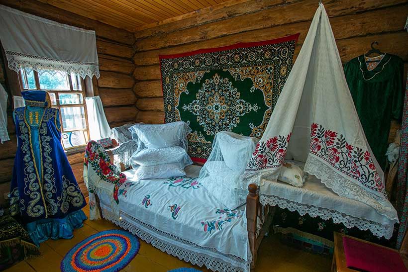 спальня в традиционном доме чатского татарина